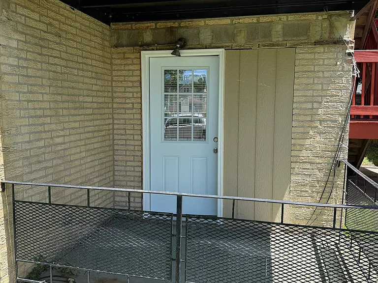 5401 S Wood St #1 — Photo 17