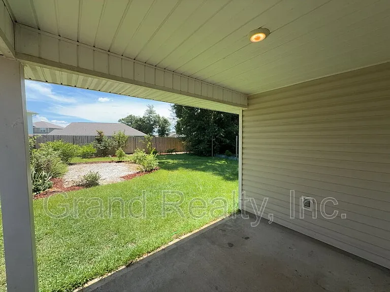 5482 Peach Dr — Photo 23