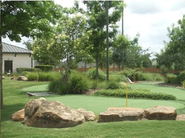 5019 Shining Creek Ct — Photo 18