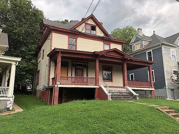 3rd image of 849 Marshall Ave SW