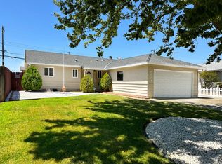 6680 Golf View Dr, Sacramento, CA 95822