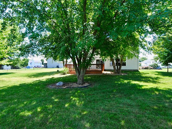 5th image of 9418 Lindsey Ct