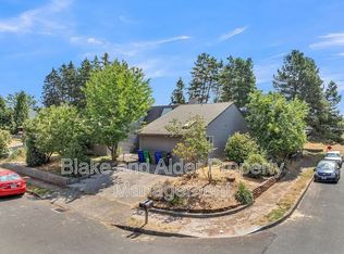 2402 SE 9th Ct, Gresham, OR 97080