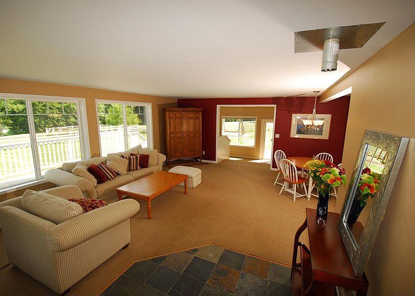 1st image of 9033 NE Country Woods Ln