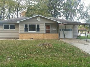 1723 Foster Dr, Belleville, IL 62226
