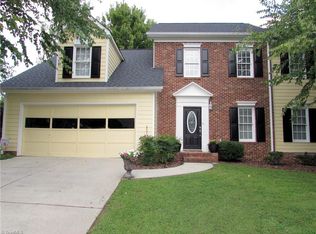 4402 Barndale Ct, Jamestown, NC 27282