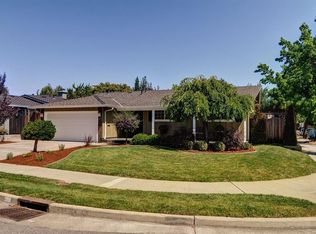 245 Thomas Dr, Los Gatos, CA 95032