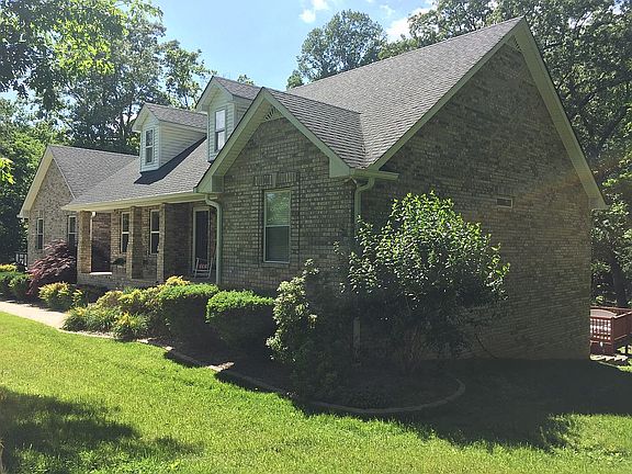 4th image of 3021 Meridian Dr