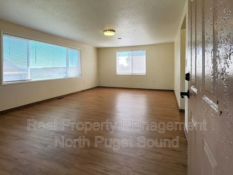 10914 Willow Rd #A — Photo 5