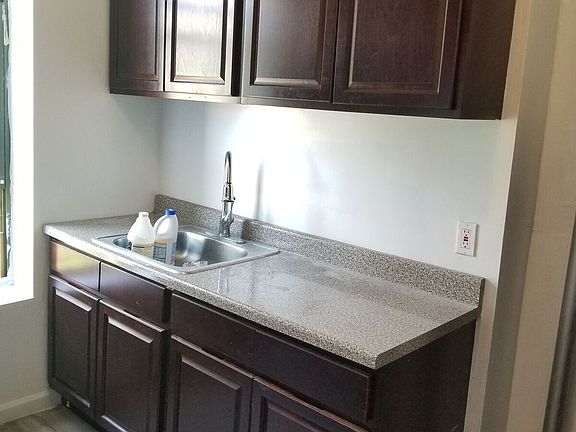 2nd image of 1801 Marmion Ave APT 3C