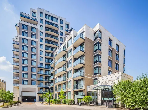 131 Upper Duke Cres #904, Markham, ON L6G 0C9