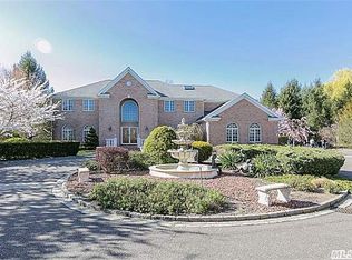 20 Buckingham Ct, Saint James, NY 11780