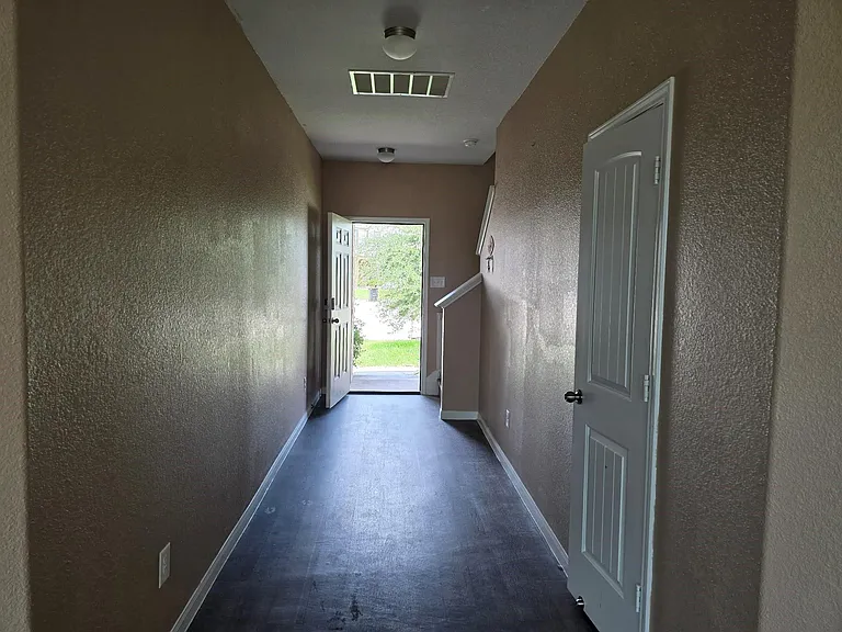 18707 Brisbane Creek Ct — Photo 6