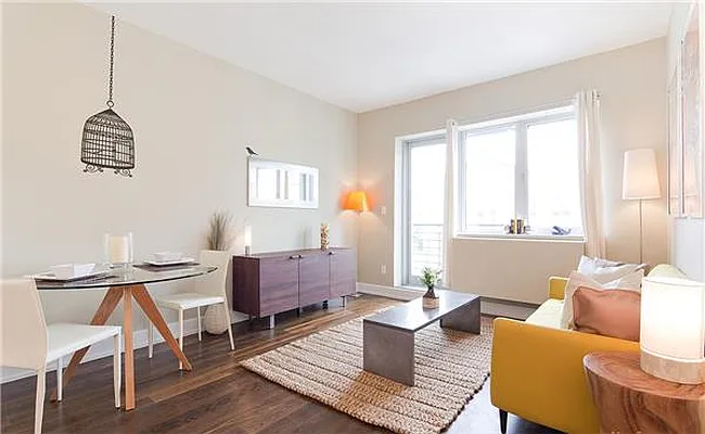 Rented by R New York | media 20