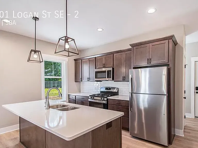 1301 Logan St SE #2 — Photo 3