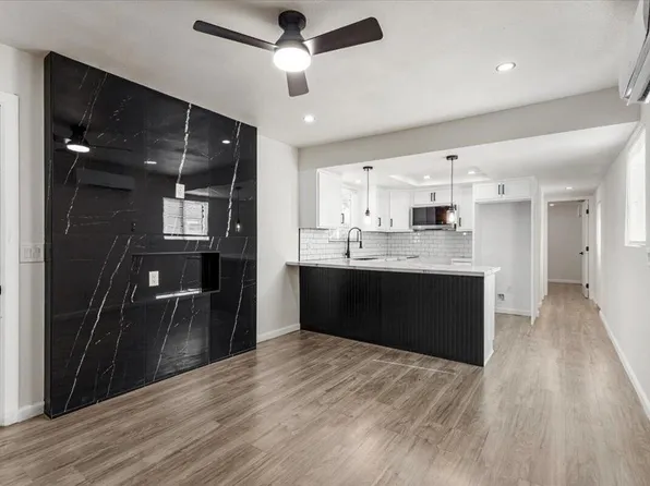 17069 N Indian Canyon Dr #9, Desert Hot Springs, CA 92240