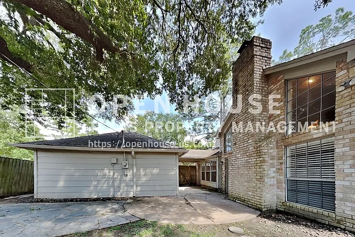 8427 Burwood Park Dr — Photo 18