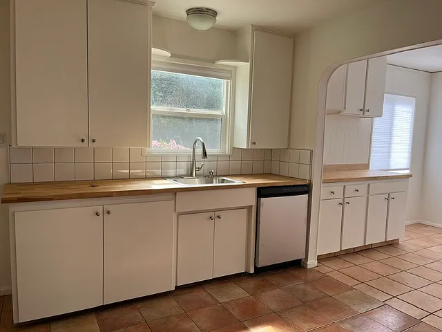 545 Reed Ct — Photo 3