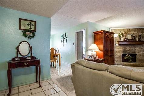 5th image of 2217 Bowie Dr