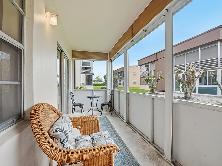 441 Burgundy Ave #441-J — Photo 22