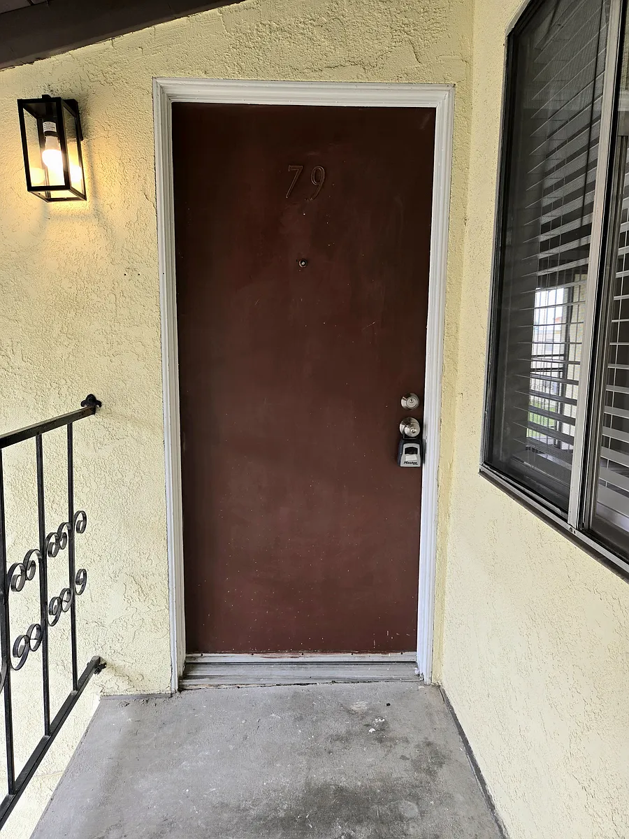 Building Photo - 10979 Rincon St #10979