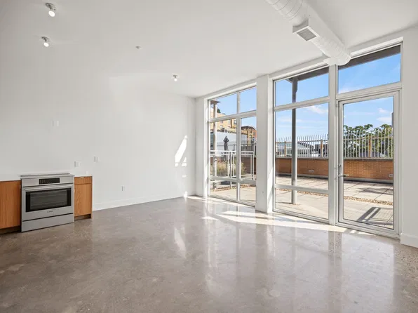 1390 V St NW APT 206, Washington, DC 20009