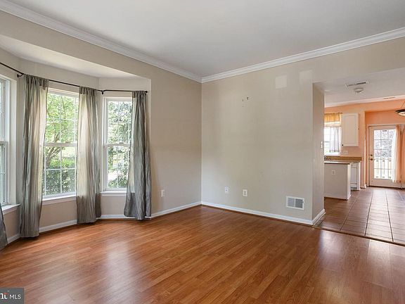5th image of 8384 Hunter Murphy Cir