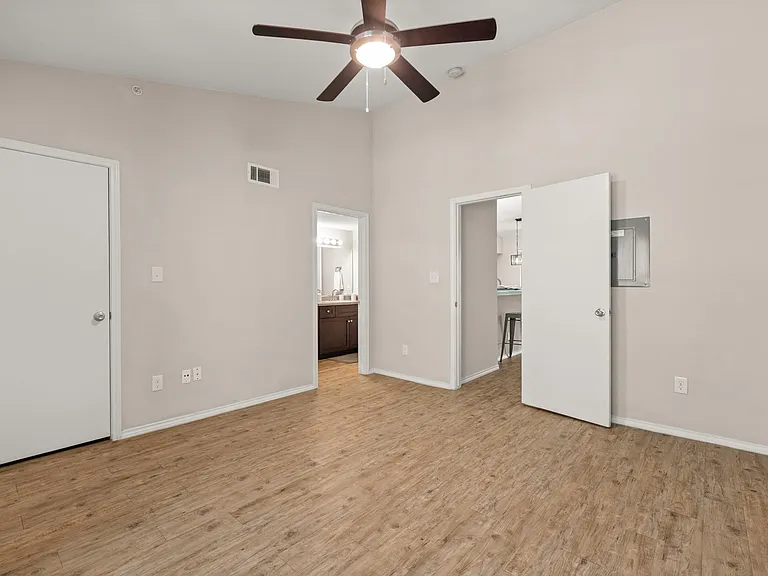 3839 Dry Creek Dr #202 — Photo 22