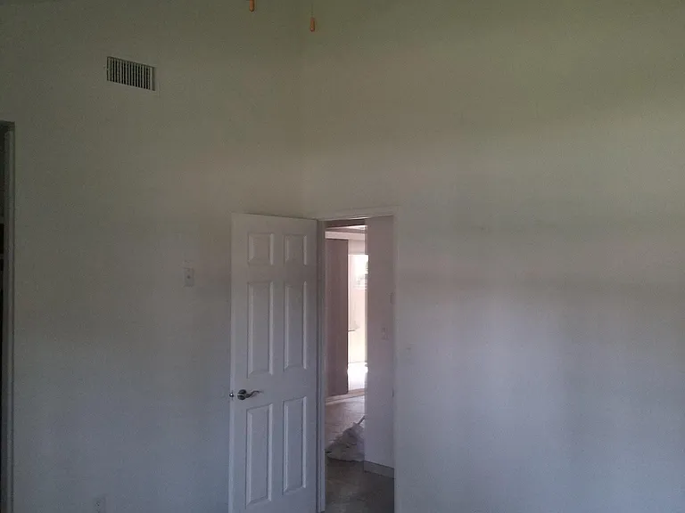 Loro Verde Ave — Photo 23