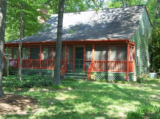 11001 Drayton Rd, Chester, VA 23831