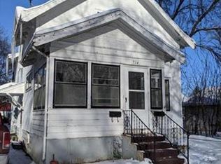 714 Trott Ave SW, Willmar, MN 56201