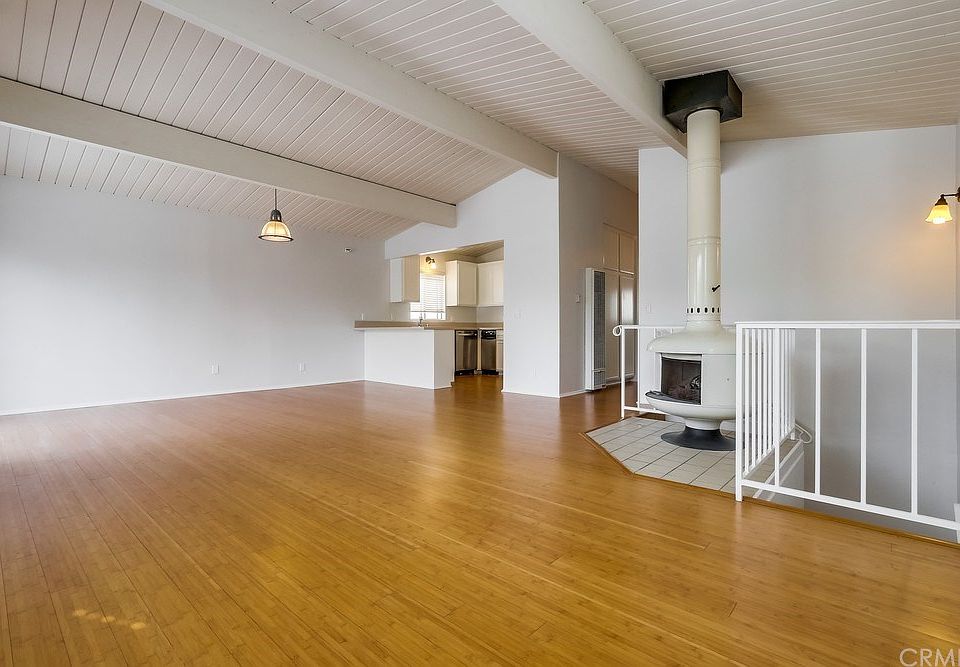 1st image of 508-1/2 Acacia Ave