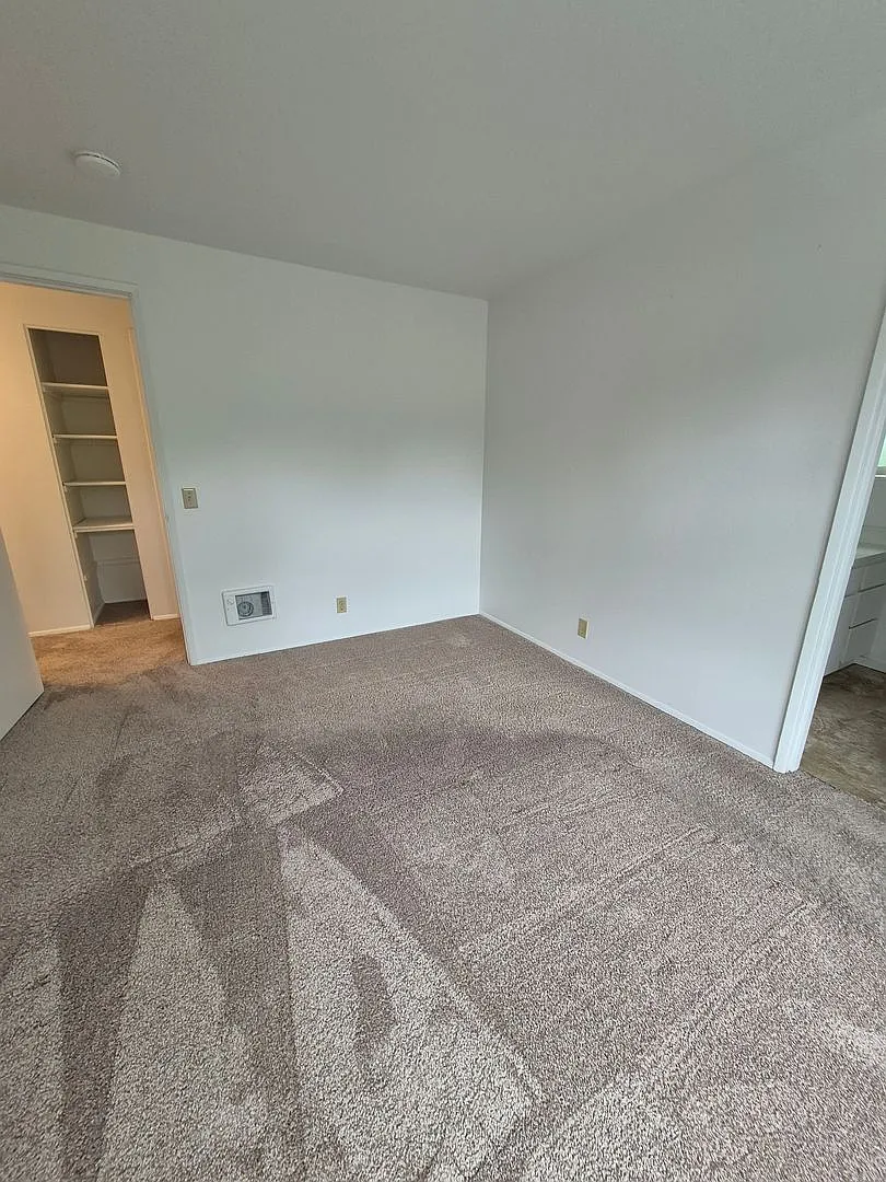 PM-120 6820-6822 SW Garden Home Rd. — Photo 4