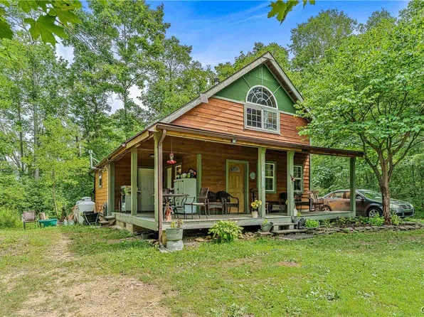 7283 Dineharts Crossing Rd, Bath, NY 14810
