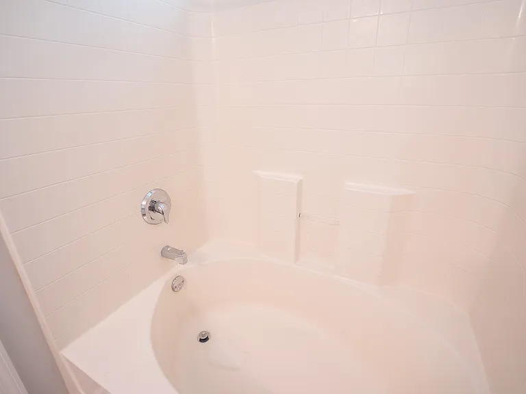 123 W Tisbury Ln — Photo 19