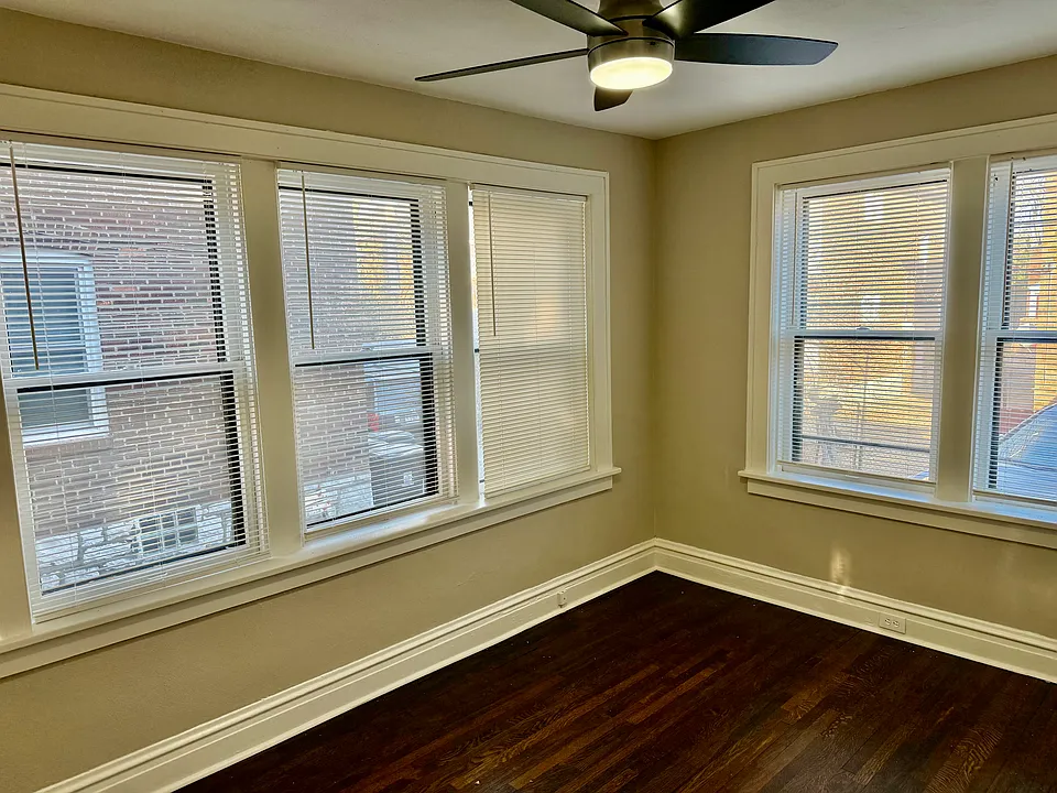 back bedroom with large closet