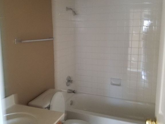 3rd image of 5106 Donegal Bay Ct