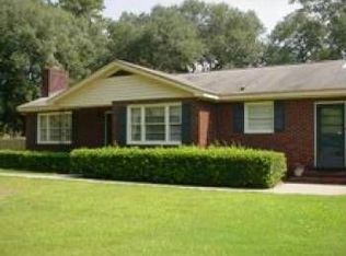 107 Live Oak Rd, Summerville, SC 29485