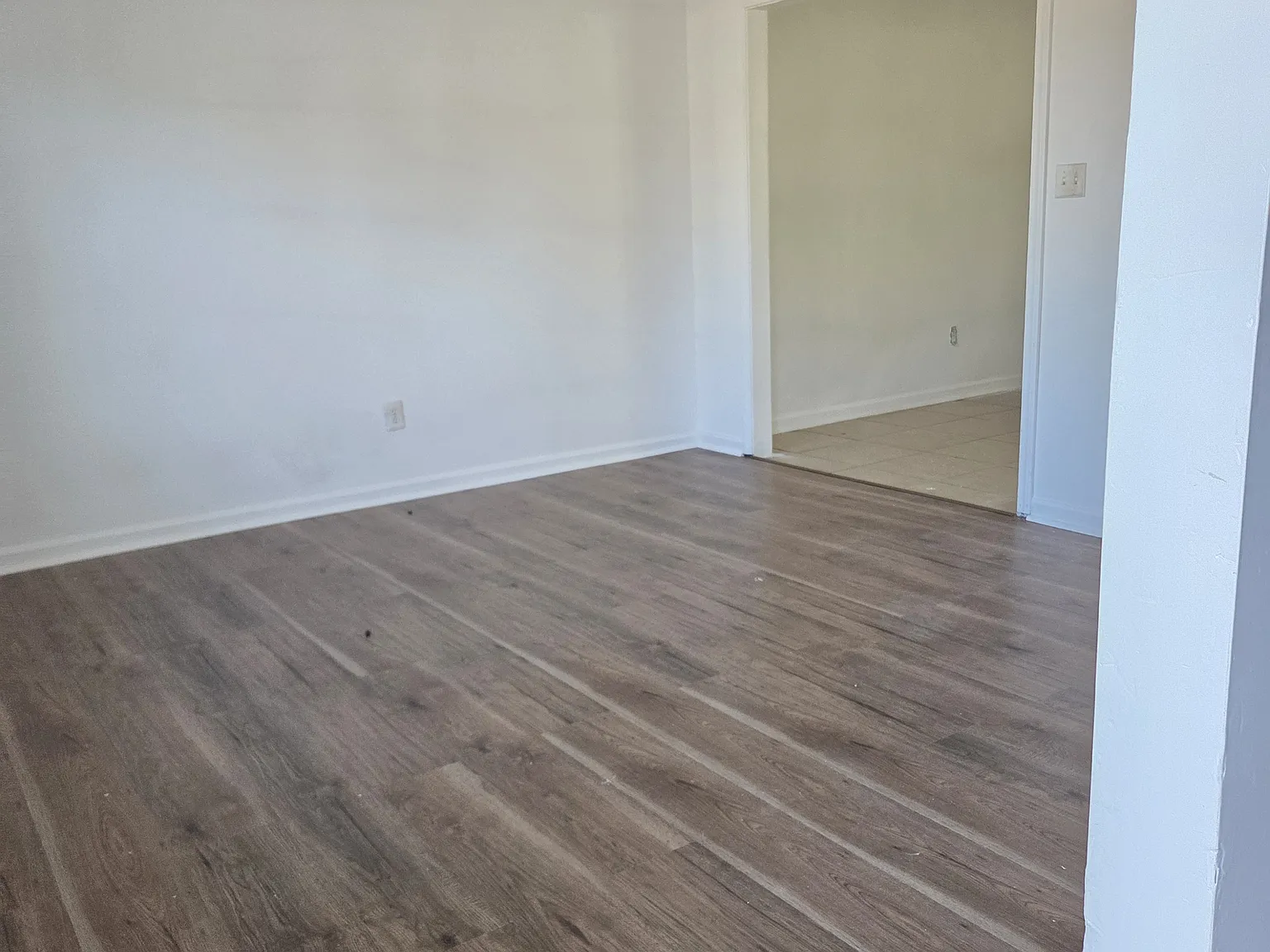 347 Grant Ave — Photo 1