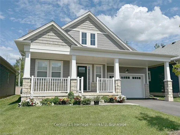 11 Beachwalk Cres — Photo 6