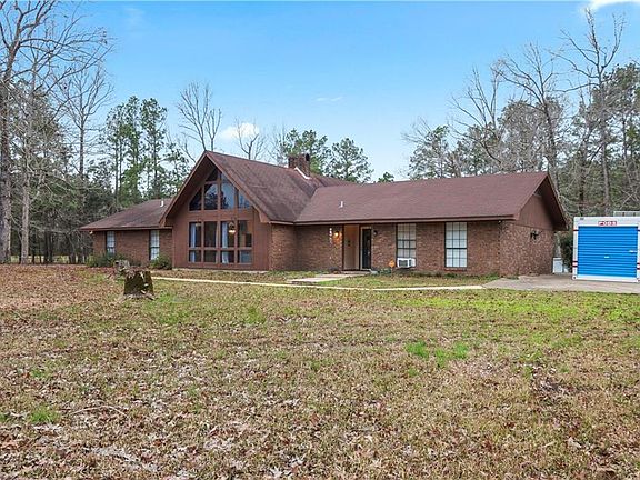 3rd image of 463 Horseshoe Rd