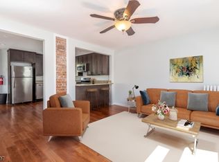 92 Macculloch Ave, Morristown, NJ 07960