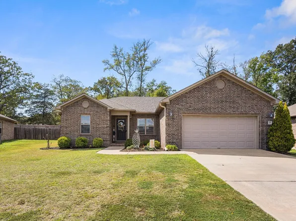 28 Timber Ln, Austin, AR 72007