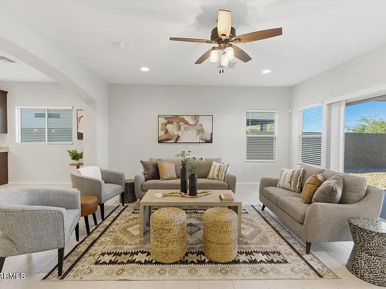 3745 N Astoria Dr — Photo 13