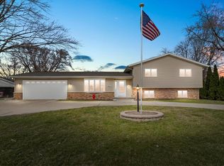 817 West Milwaukee STREET, Jefferson, WI 53549