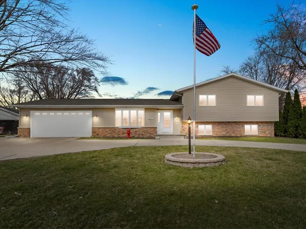 817 West Milwaukee STREET, Jefferson, WI 53549