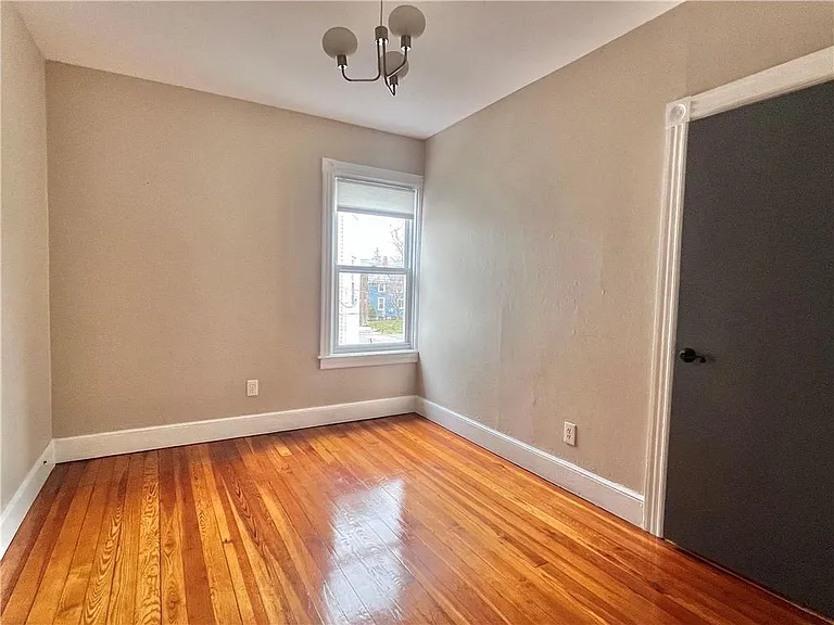 220 Summit Ave #2 — Photo 14