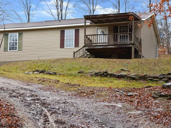 130 Sugar Creek Rd, Middlebourne, WV 26149