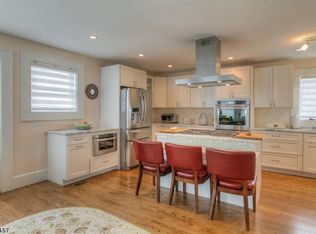 717 Irving Ter, Orange, NJ 07050