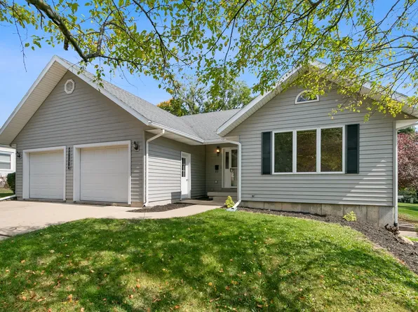 414 S Wisconsin St, Mineral Point, WI 53565